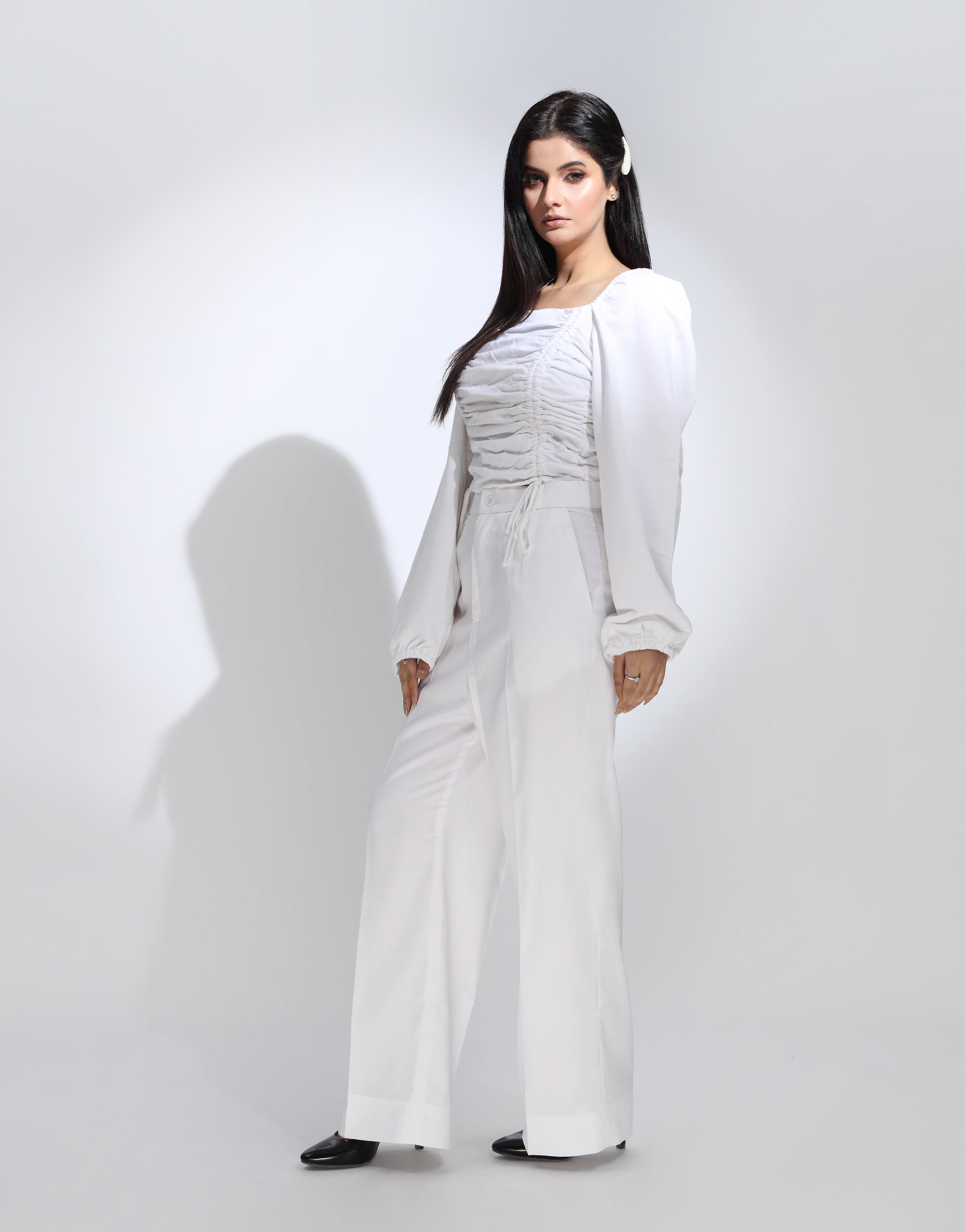 Light Through Loom (Single Pleated Wide Leg Pants White)