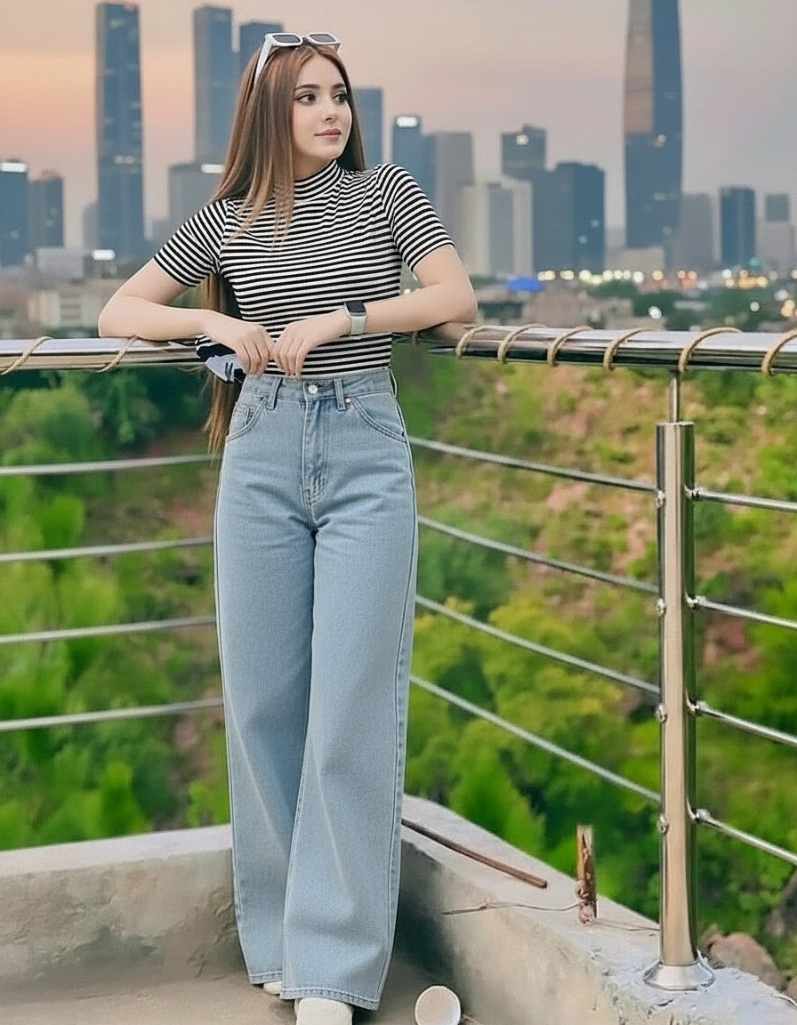 High Rise Wide Leg Cross Pocket Jeans Light Wash Minor Fault