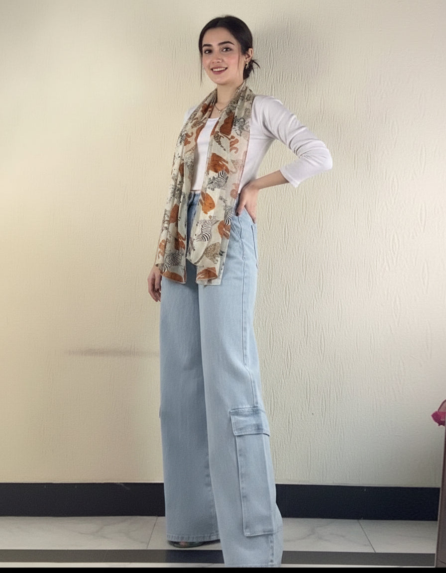 Super Wide Leg Cargo Jeans Light Wash Minor Fault