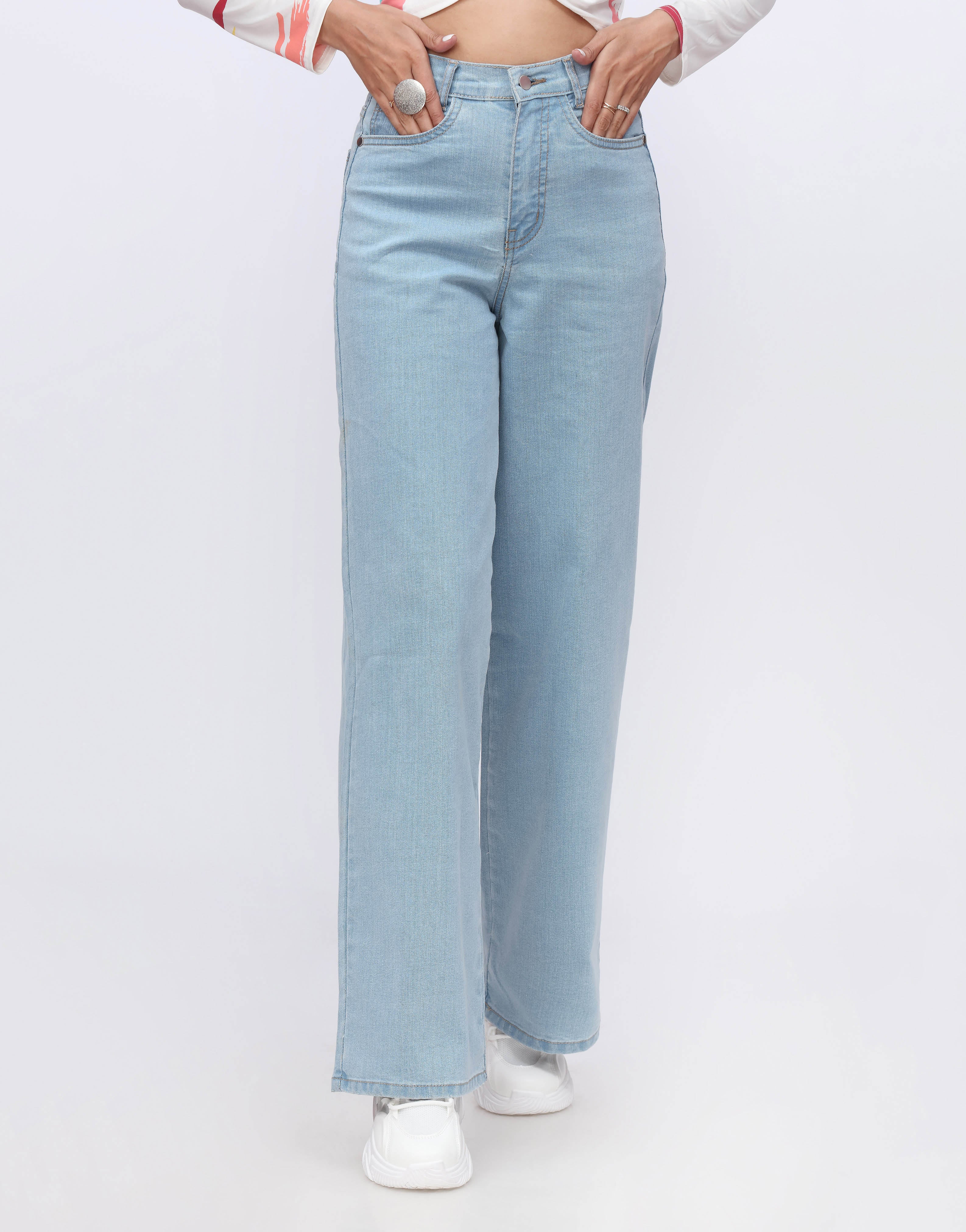 Super Wide Leg Jeans Light Wash